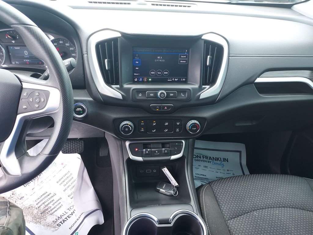 Used 2024 White GMC SLE image 20