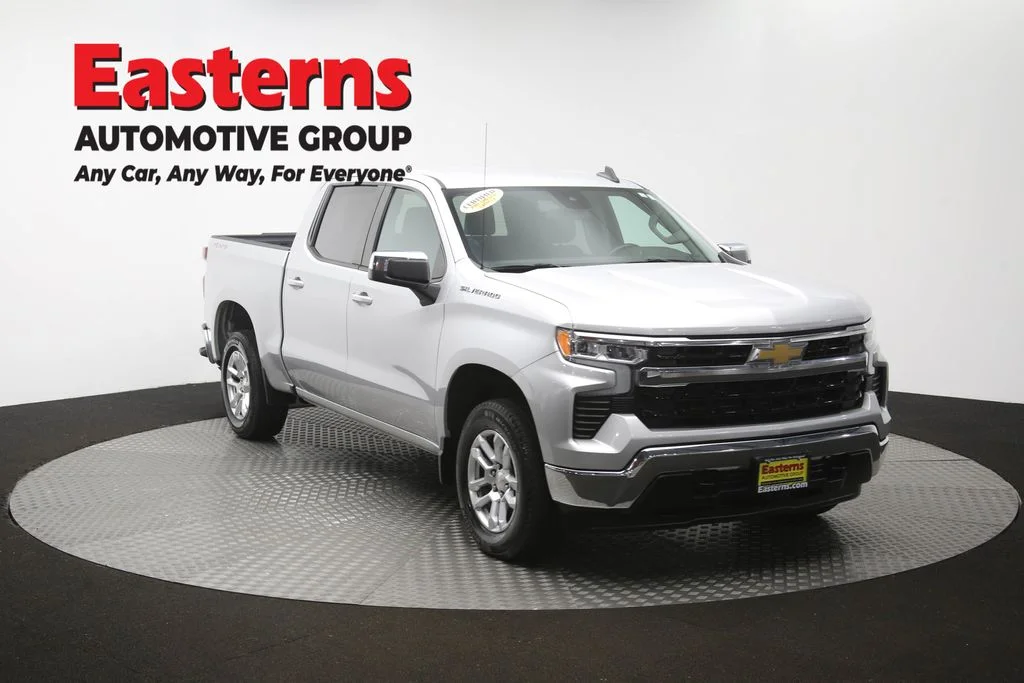 Used 2022 Silver Chevrolet LT image 52