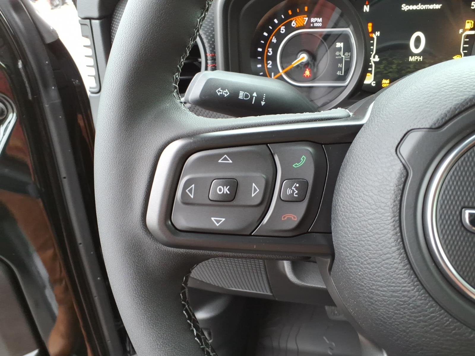 New 2027 Black Clear-Coat Paint Jeep Rubicon X image 19