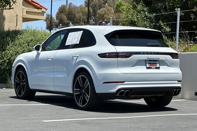 Used 2022  Porsche Turbo image 3