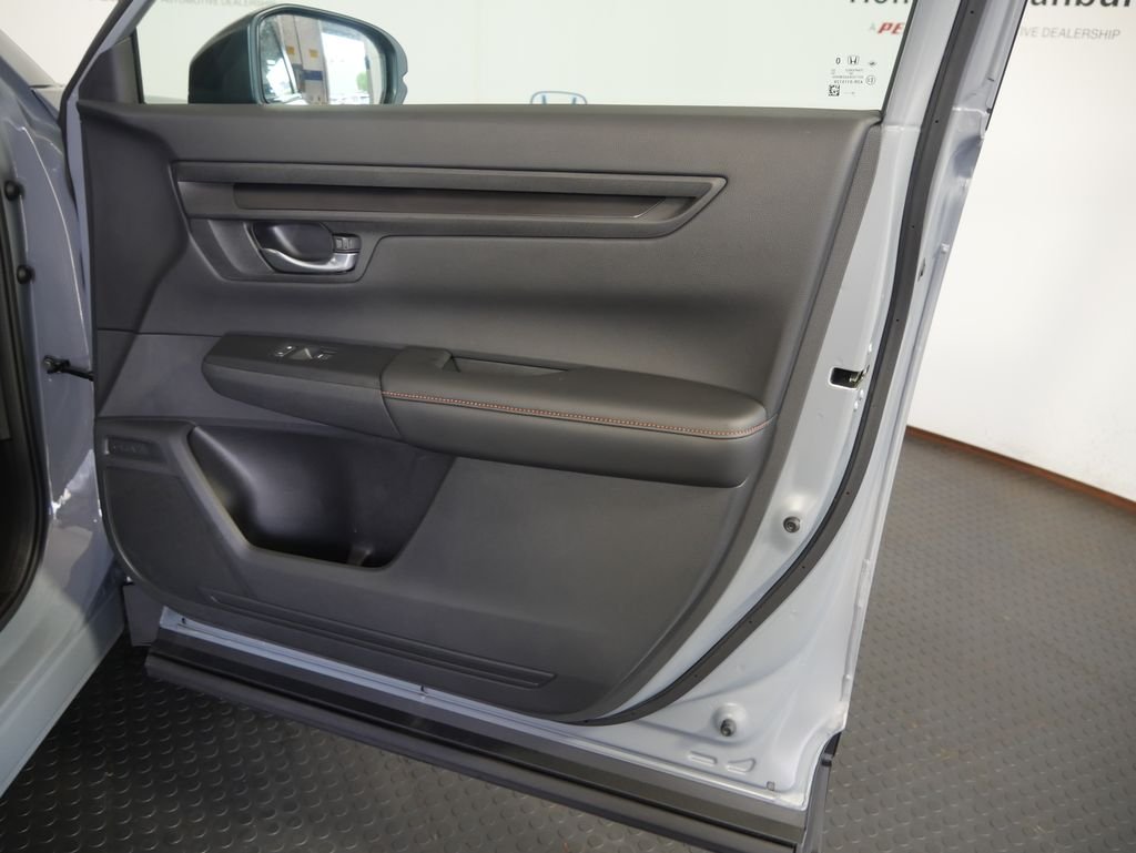 Certified Used 2026 Urban Gray Pearl Honda Sport-L image 5