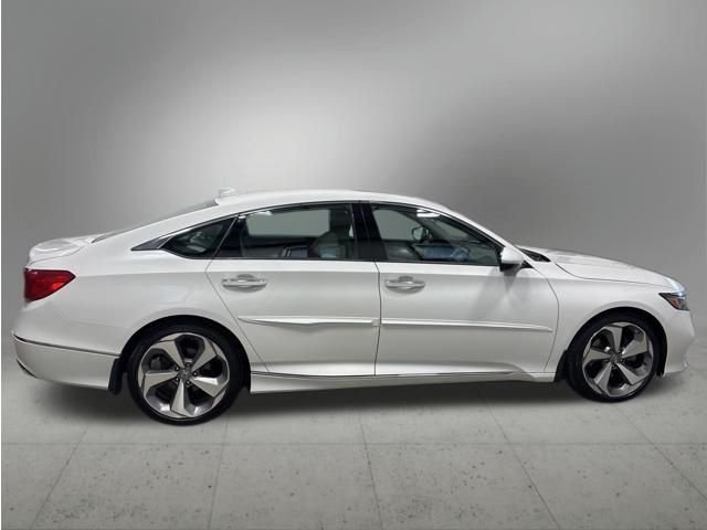 Used 2018 Platinum White Pearl Honda Touring 2.0T image 6
