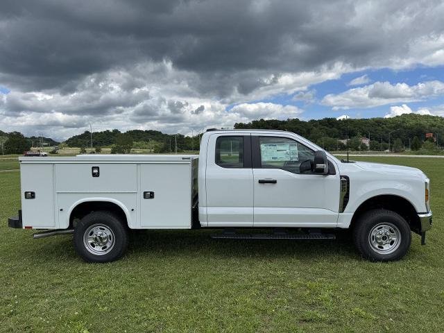 New 2026 Oxford White Ford F-250® XL image 6