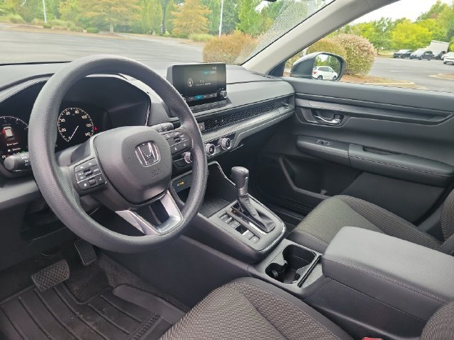 2024 Honda CR-V LX - Photo 12
