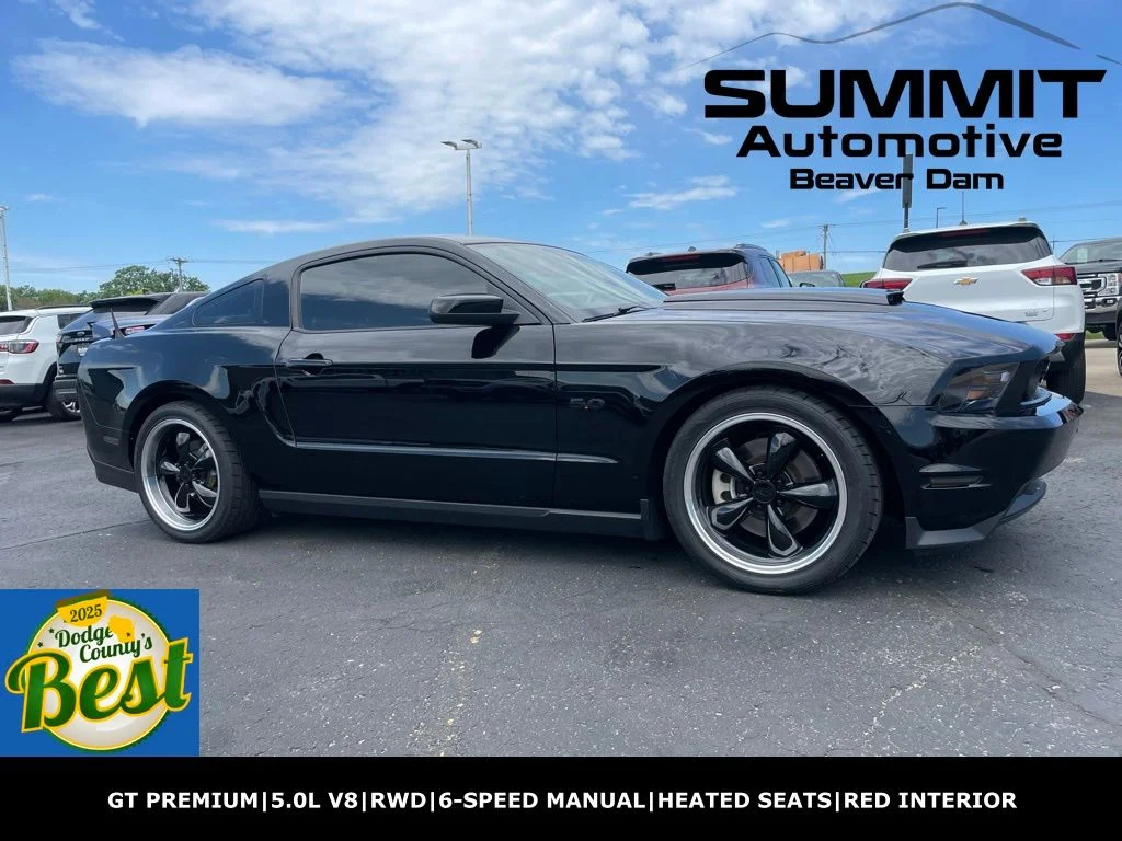 2012 Ford Mustang GT Premium's photo