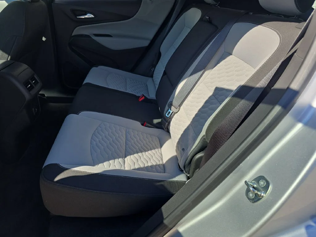 2020 Chevrolet Equinox LS - Photo 26