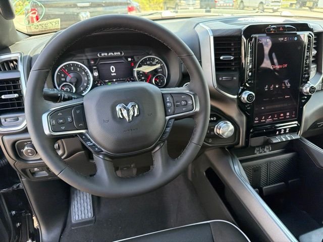 New 2027 Diamond Black Crystal Pearl-Coat Exterior Paint RAM Laramie image 13