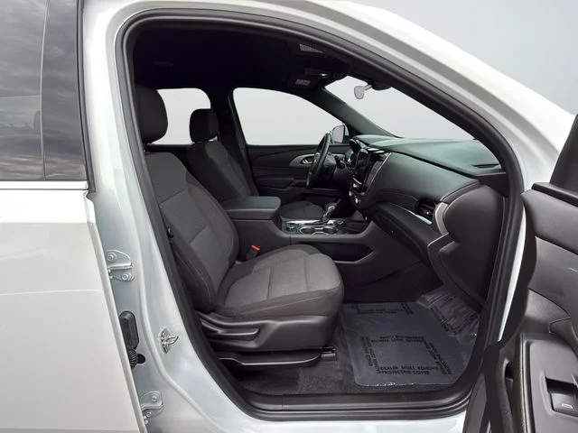 Used 2023 White Chevrolet LT image 12