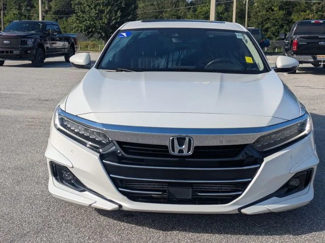 Used 2022 Platinum White Honda Touring 2.0T image 9