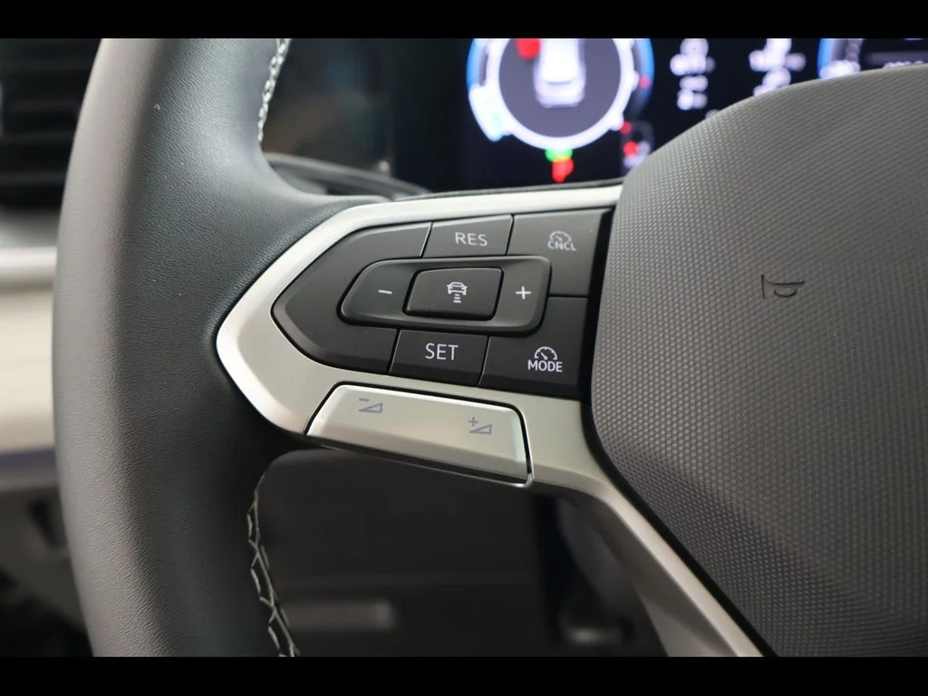 New 2026 Black Volkswagen 2.0T SE image 23