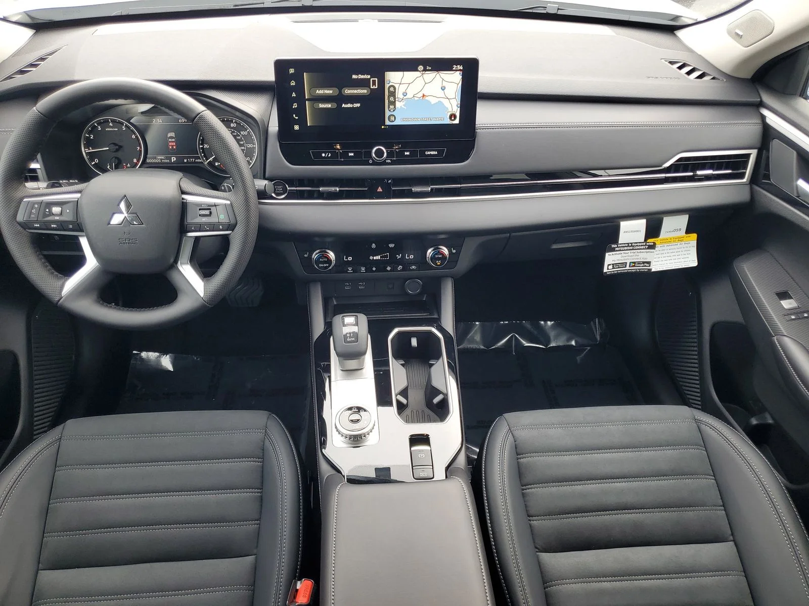 New 2026 White Mitsubishi SE image 23