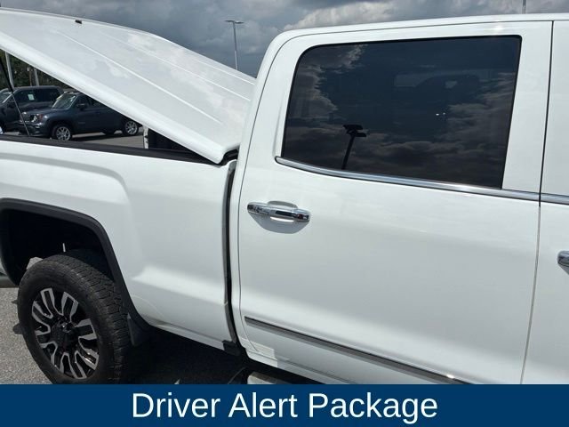Used 2016 White GMC Denali image 9