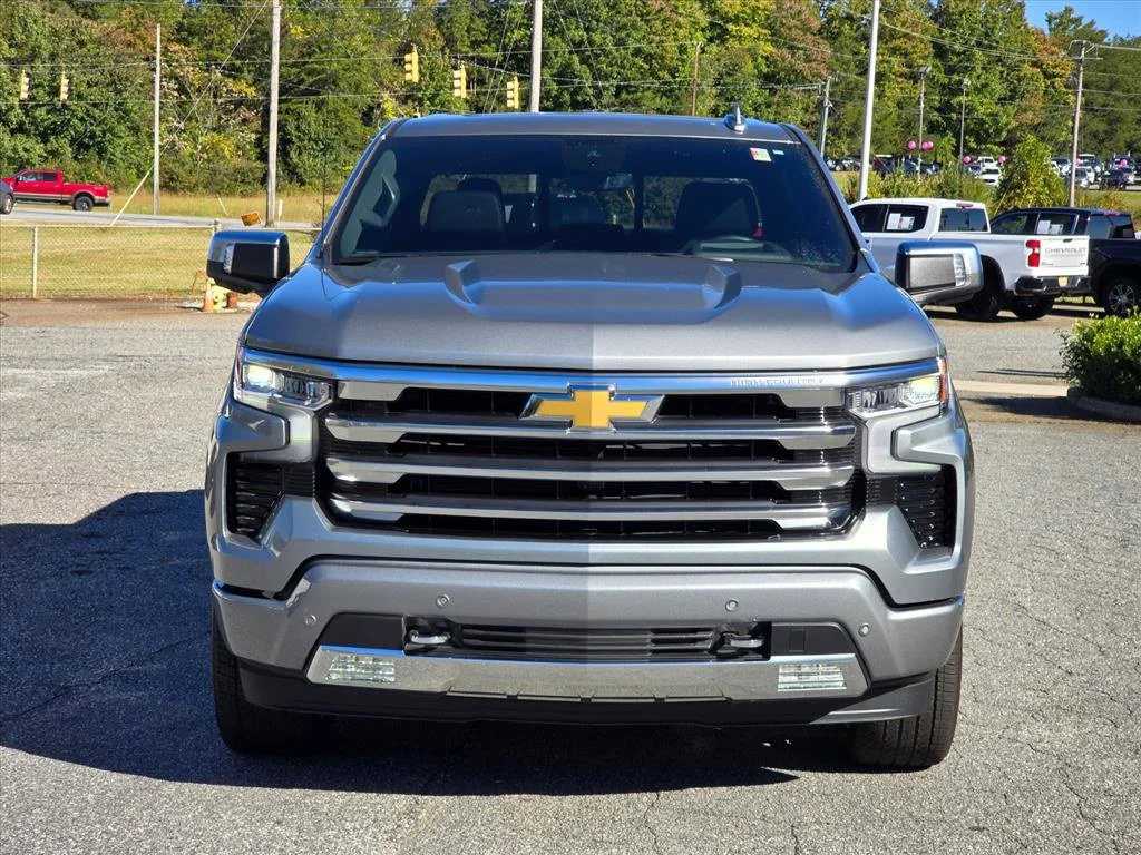 Used 2025 Sterling Gray Metallic Chevrolet High Country image 3