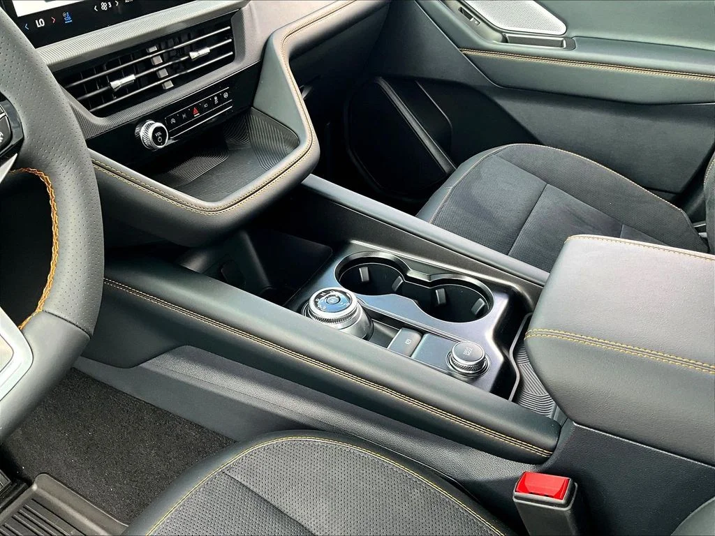 New 2026 Star White Metallic Tri-Coat Ford Tremor® image 23