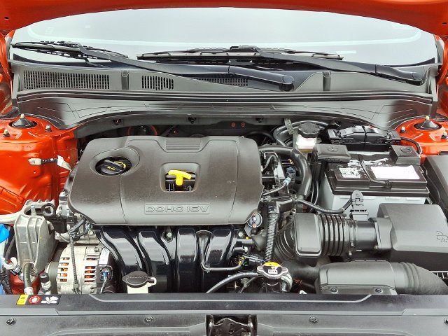 Used 2022 Red Kia LXS image 29