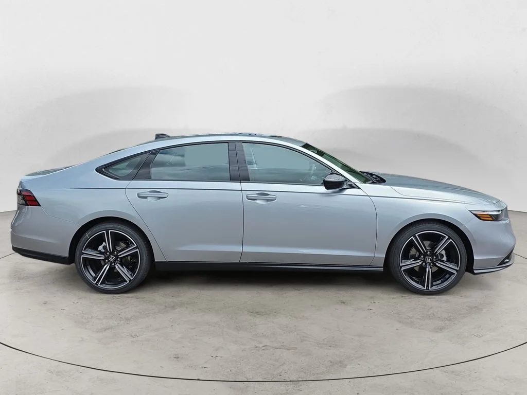 2026 Honda Accord SE - Photo 6