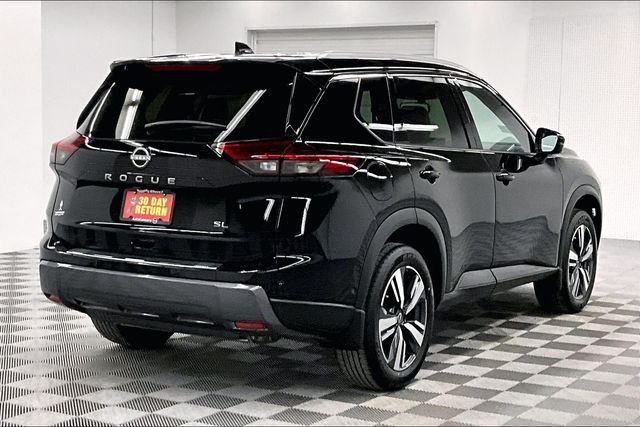 2025 Nissan Rogue SL - Photo 18