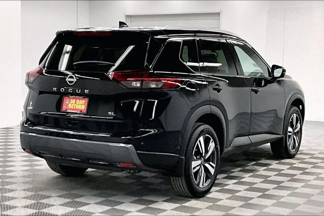 2025 Nissan Rogue SL - Photo 18