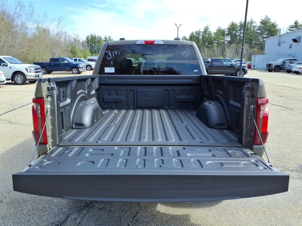 New 2026 Gray Ford XLT image 8