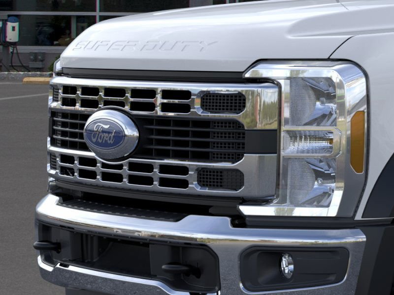 2025 Ford F-600 Super Duty Chassis Cab XL - Photo 17