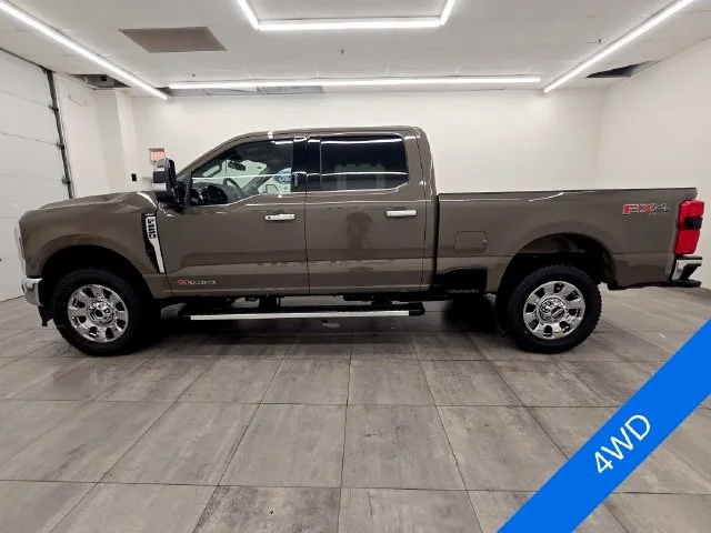 New 2027 Marsh Gray Metallic Ford F-250® Lariat® image 2