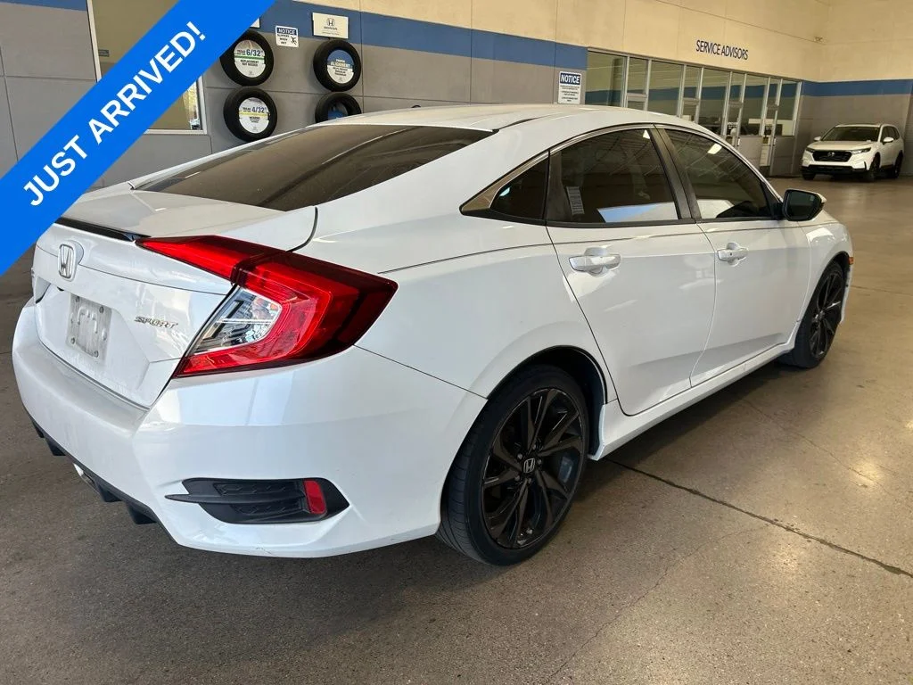 Used 2019  Honda Sport image 3
