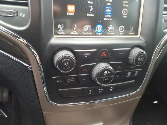 Used 2015 Gray Jeep Overland image 20