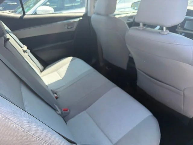 Used 2016 Super White Toyota LE image 10