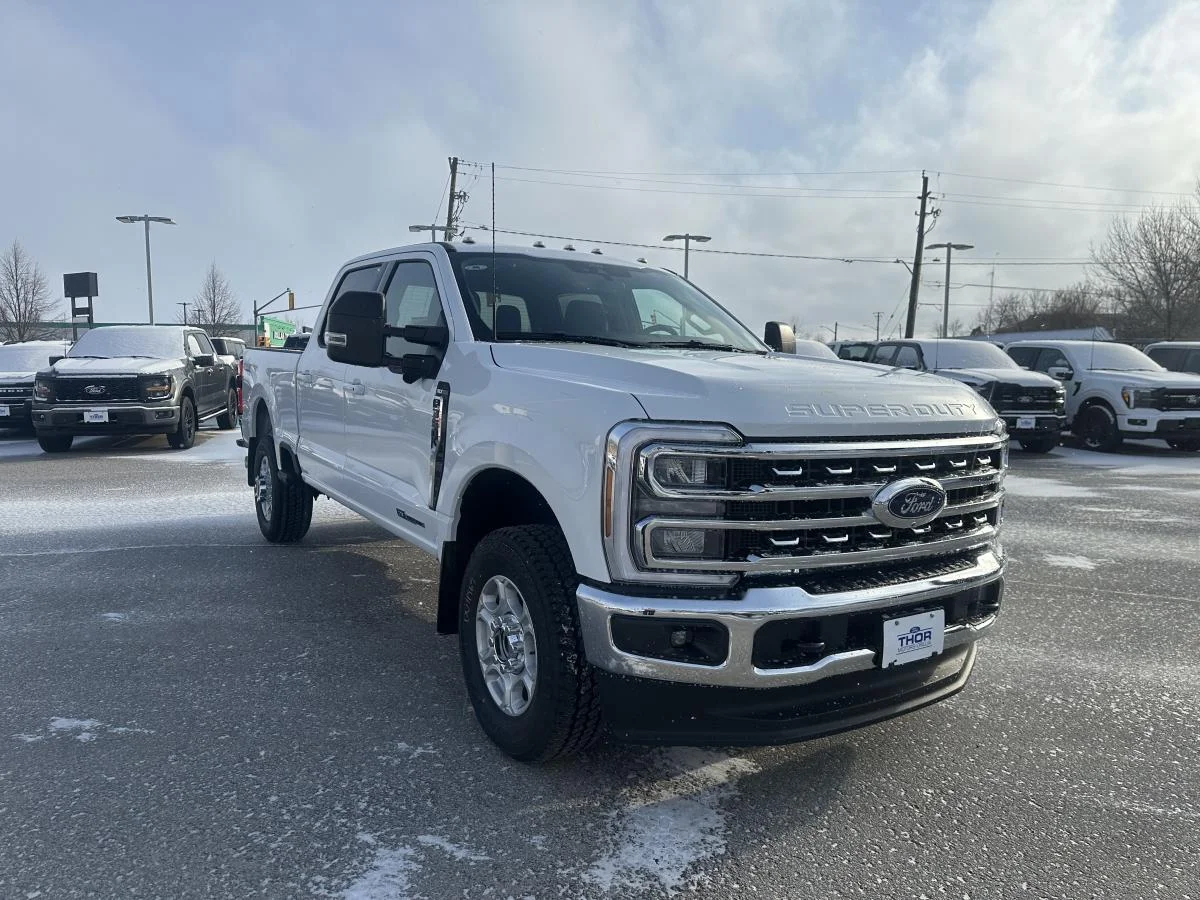 New 2026 White Ford XLT image 3