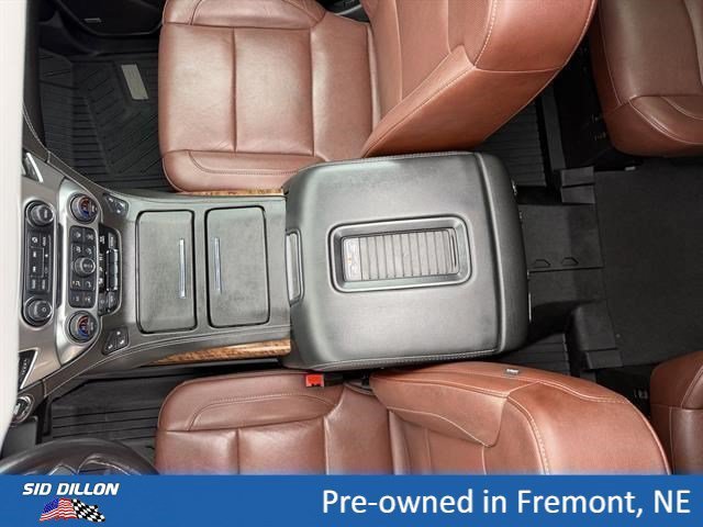 Used 2020 Iridescent Pearl Tricoat Chevrolet Premier image 8