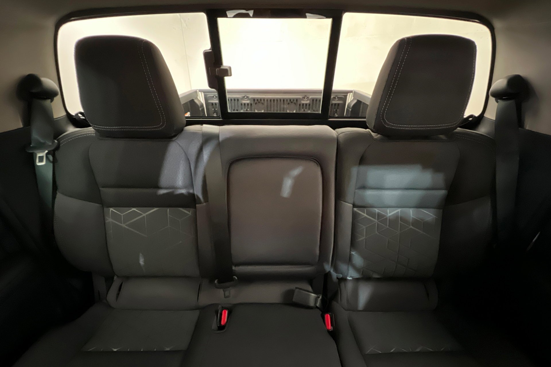 2026 Nissan Frontier SV - Photo 25