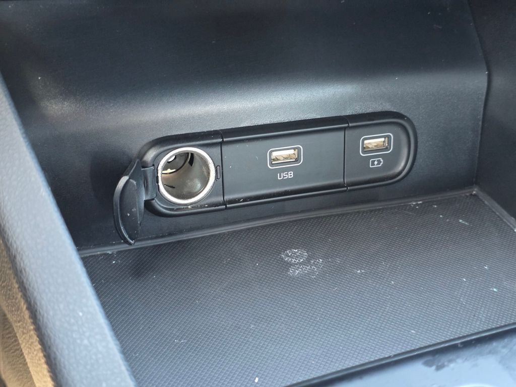Used 2023 Blue Kia GT-Line image 28