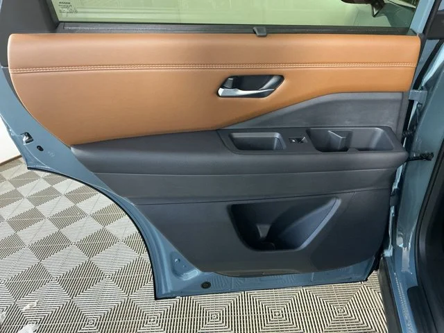 New 2026 Green Nissan Platinum image 20