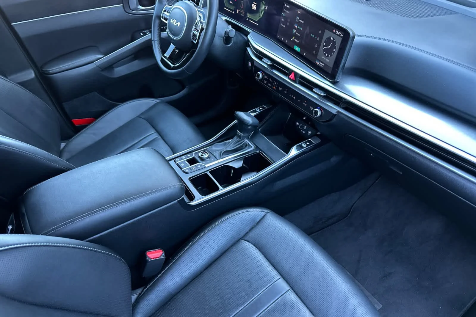 Certified Used 2025 Black Kia EX image 17