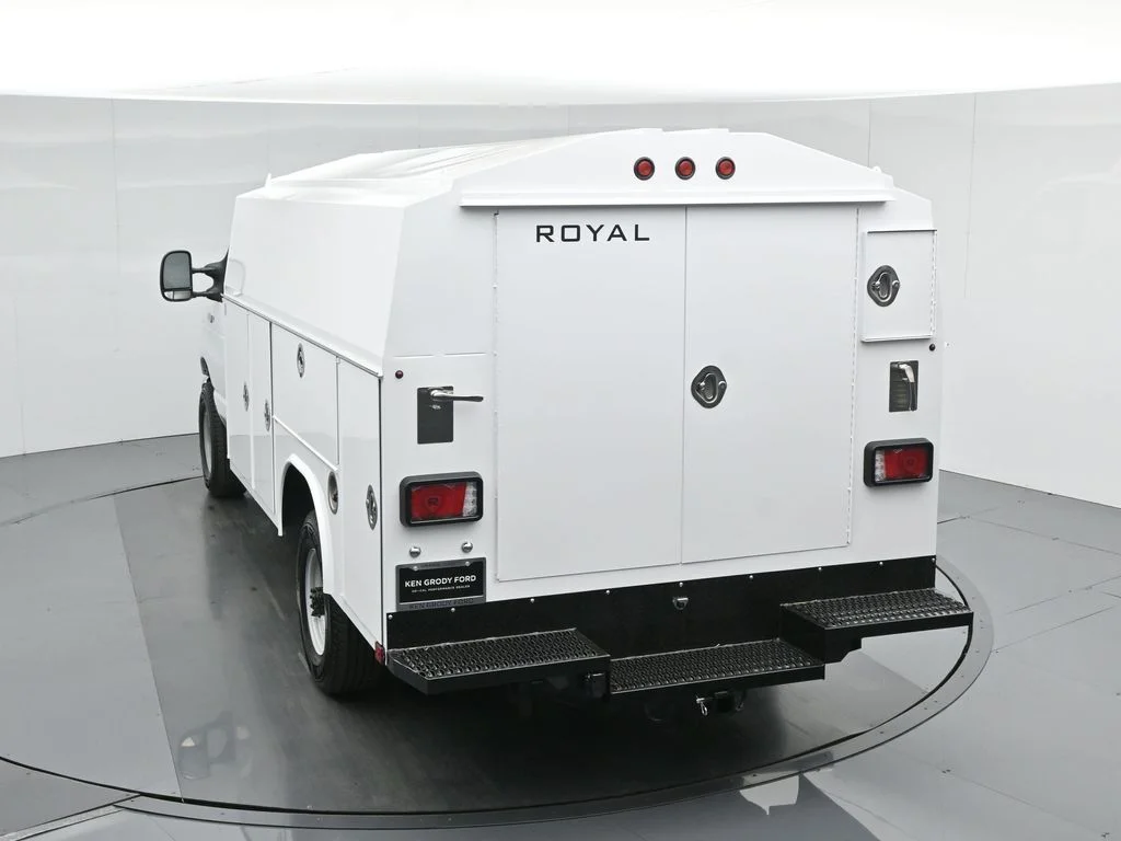 New 2026 White Ford Base image 76
