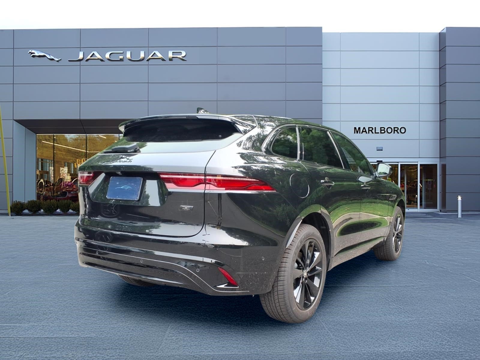 New 2026 Santorini Black Jaguar P250 R-Dynamic S image 2