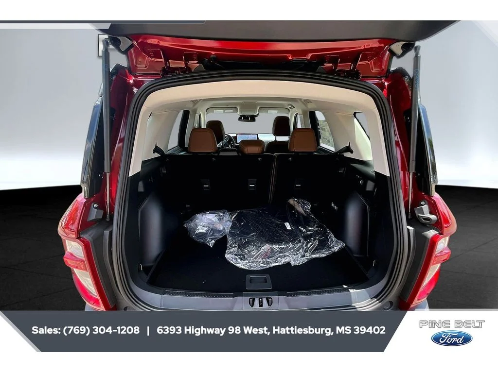 New 2026 Ruby Red Metallic Tinted Clearcoat Ford Outer Banks® image 21