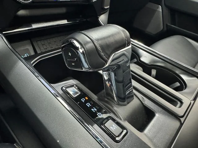 Used 2023 Black Metallic Ford Lariat image 27