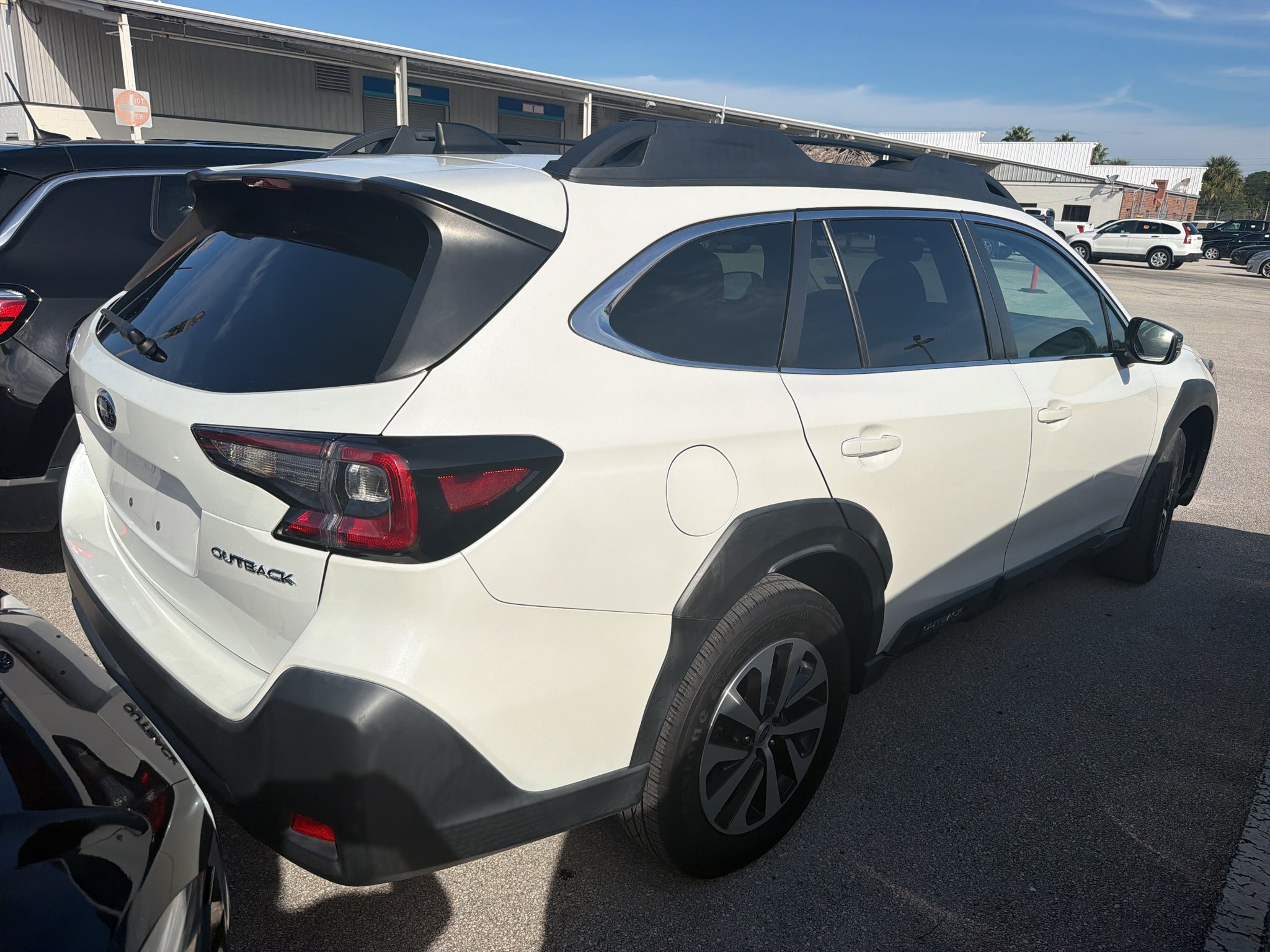 Used 2023 Crystal White Pearl Subaru Premium image 4