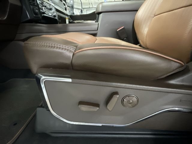 New 2025 Star White Metallic Tri-Coat Ford F-250® King Ranch® image 18