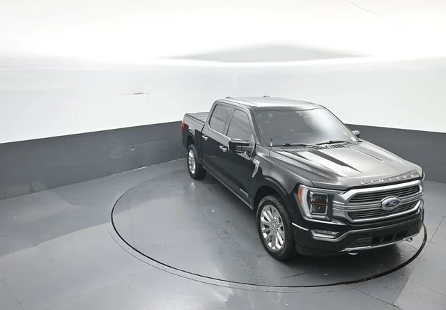 Used 2021 Black Metallic Ford Limited image 27