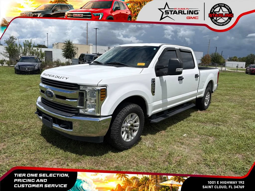 Used 2018 White Ford XL image 1