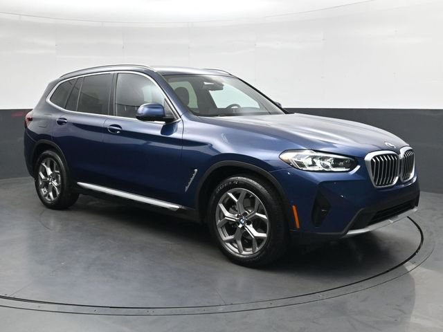 Used 2023 Blue BMW sDrive30i image 2