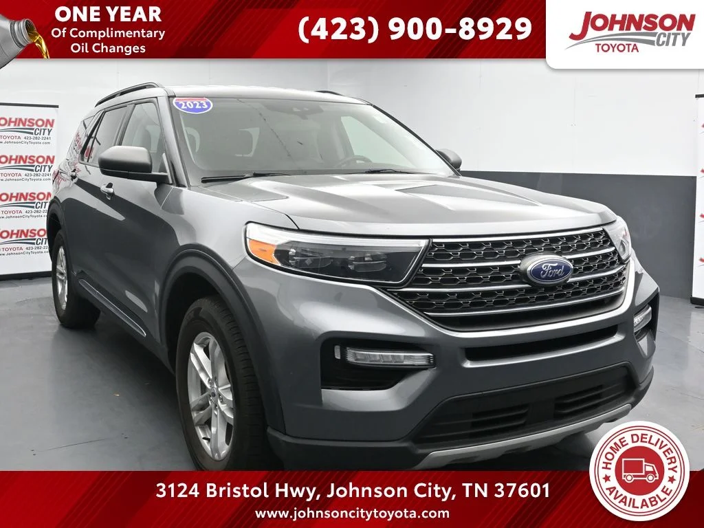 2023 Ford Explorer XLT 4WD's photo