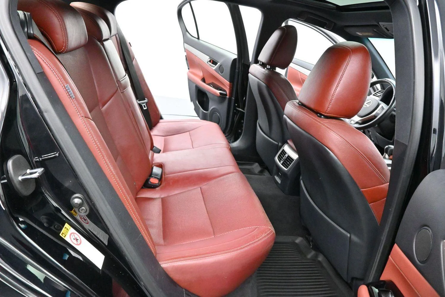 Used 2015 Ultra White Lexus Crafted Line image 33