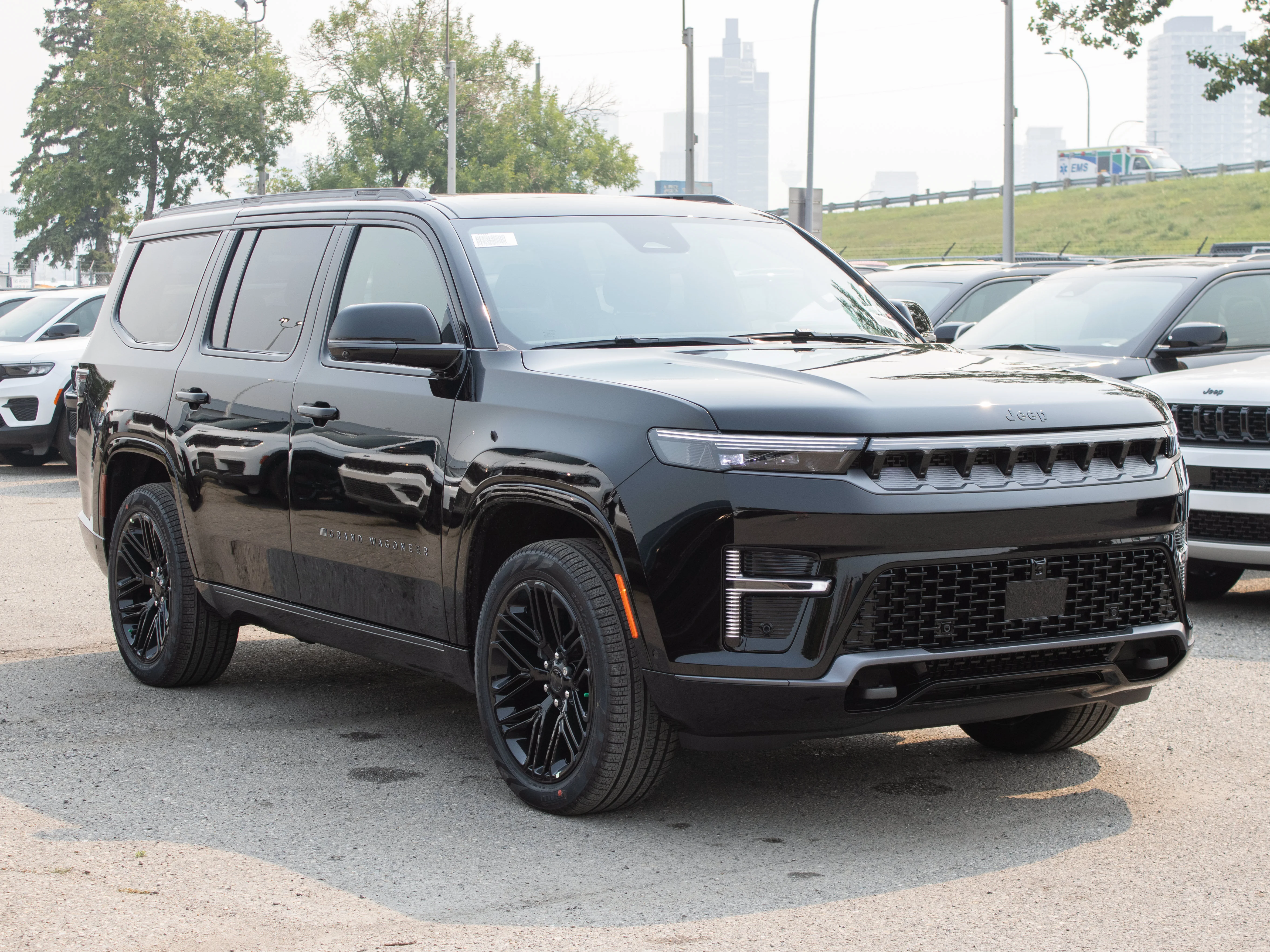 New 2026 Black Jeep Limited Reserve* image 8