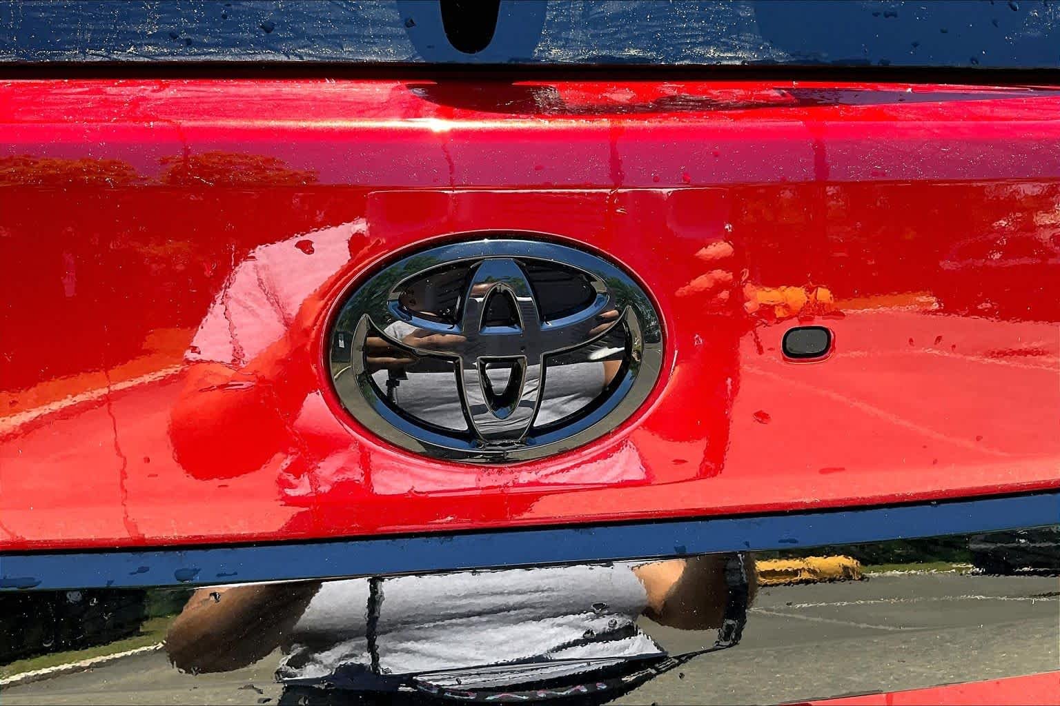 2026 Toyota Sequoia Platinum - Photo 15