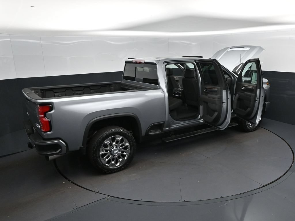 New 2026 Sterling Gray Metallic Chevrolet High Country image 50