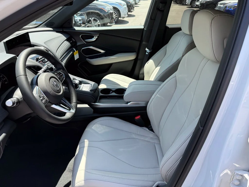 New 2026 Platinum White Pearl Acura  image 13