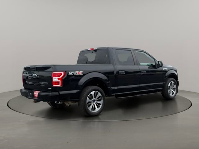Used 2019  Ford XL image 7